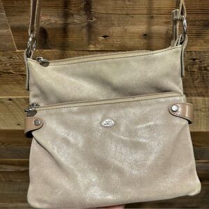 The Trend Italy leather crossbody shoulder bag purse sand pewter messenger suple